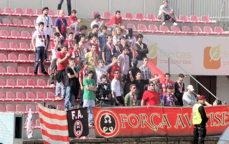 Est&aacute;dio do Clube Desportivo das Aves