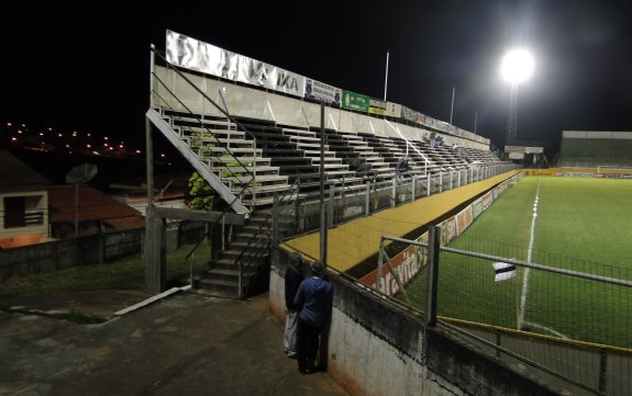Est&aacute;dio Nabi Abi Chedid (Est&aacute;dio Marcello St&eacute;fani)