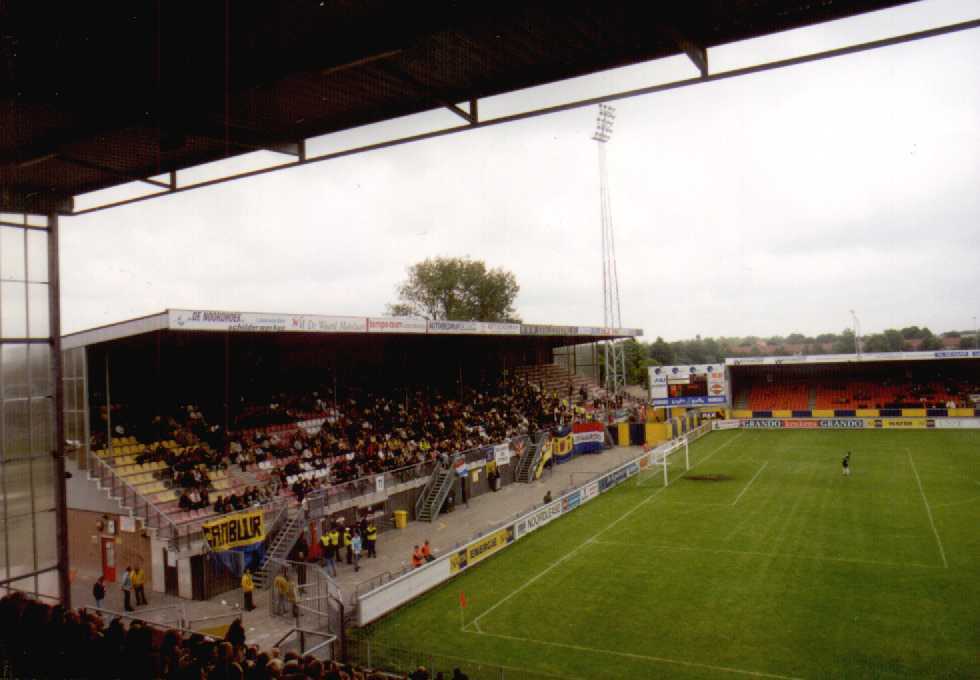 Cambuurstadion - Gegentrib&uuml;ne
