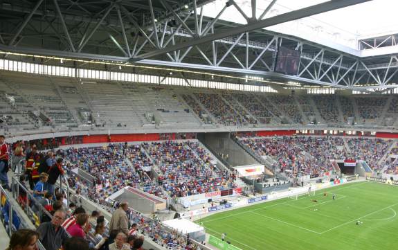 Multifunktionsarena D&uuml;sseldorf - Hintertorseite Heim