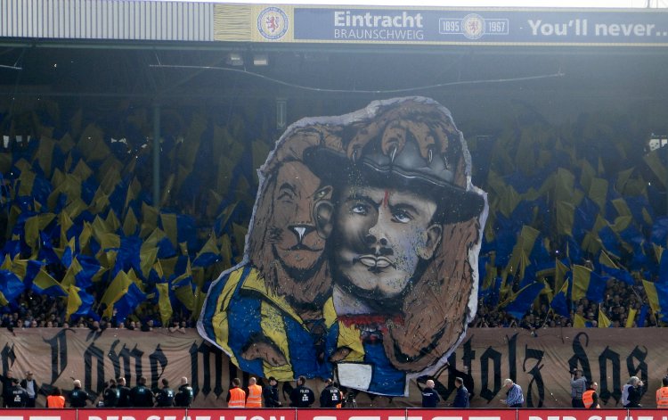 Eintracht-Stadion an der Hamburger Stra&szlig;e