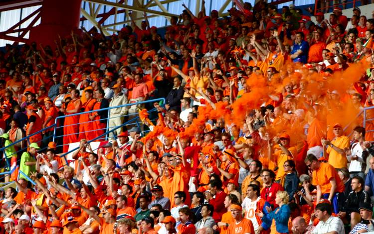 Est&aacute;dio Municipal de Aveiro - Stimmung Holland