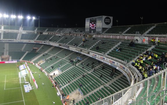Estadio Manuel Mart�nez Valero