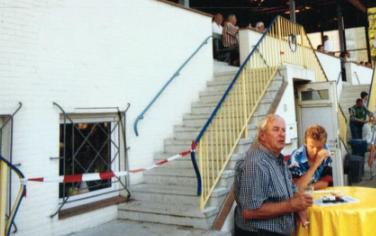 Victoria-Platz Hoheluft - Trib&uuml;ne Detail