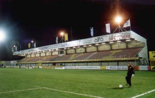 Gemeentelijk Sportstadion - Trib&uuml;ne