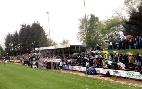 Stadion an der Bresserberger Stra&szlig;e - Trib&uuml;ne