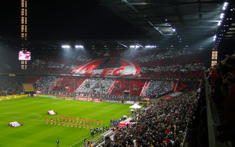 M&uuml;ngersdorfer Stadion