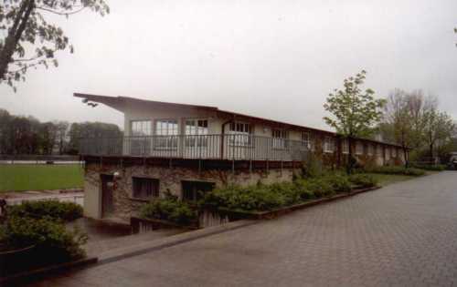 Ludwig-Jahn-Stadion - Haupttrib&uuml;ne Au&szlig;enansicht