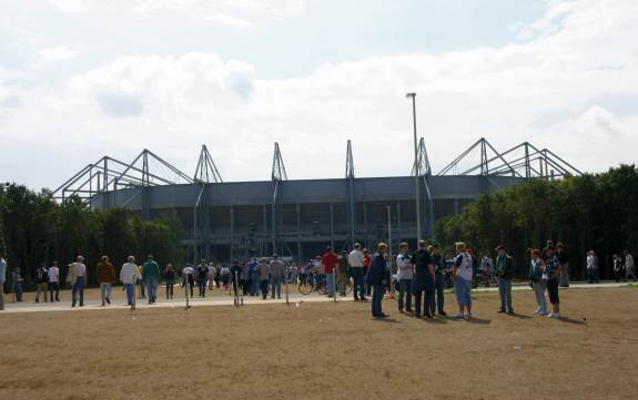 Borussia-Park - Au&szlig;enansicht