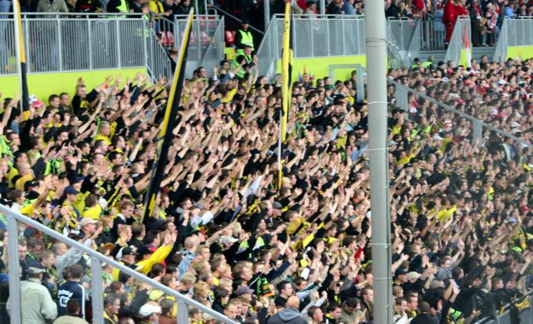 Stadion am Bruchweg - Stimmung G&auml;steblock