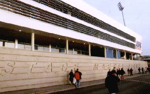 Stade Marcel Picot - Au&szlig;enansicht Haupttrib&uuml;ne