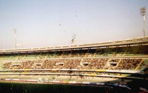 Stadio Bentegodi - Osttrib&uuml;ne