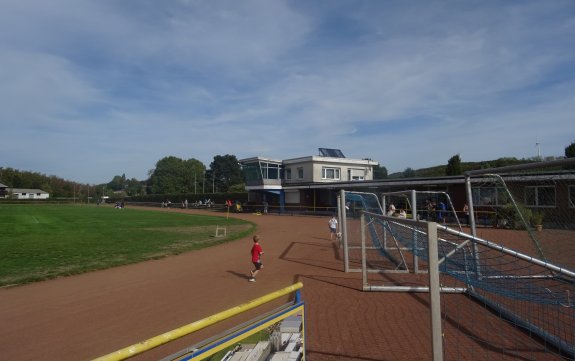 Hubert-B�ndgens-Stadion